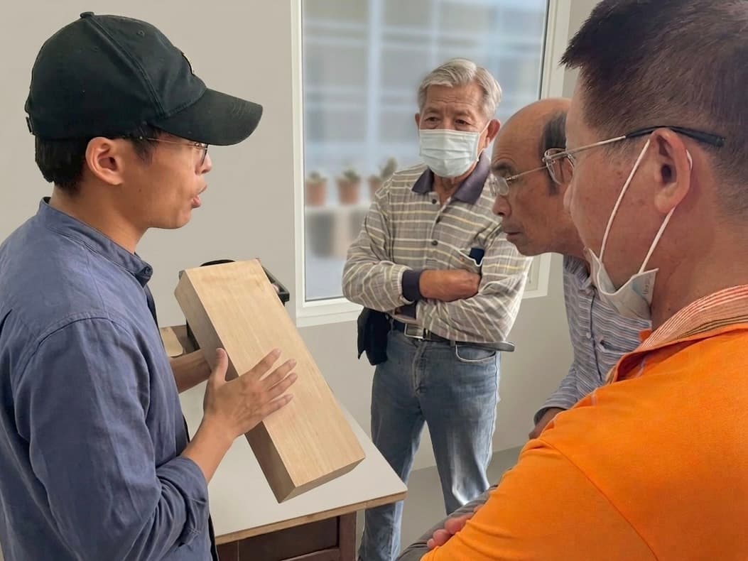 趣音樂工坊提琴工藝體驗工作坊畫面