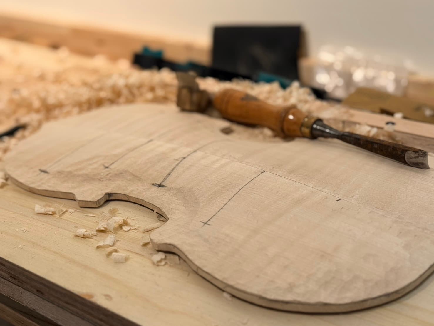 趣音樂工坊提琴工藝體驗工作坊畫面